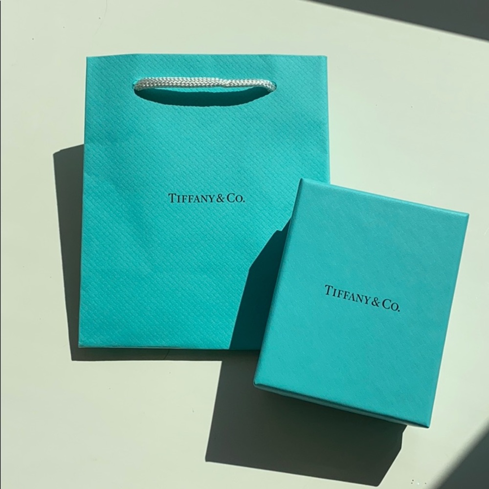 TIFFANY & CO Care Package
